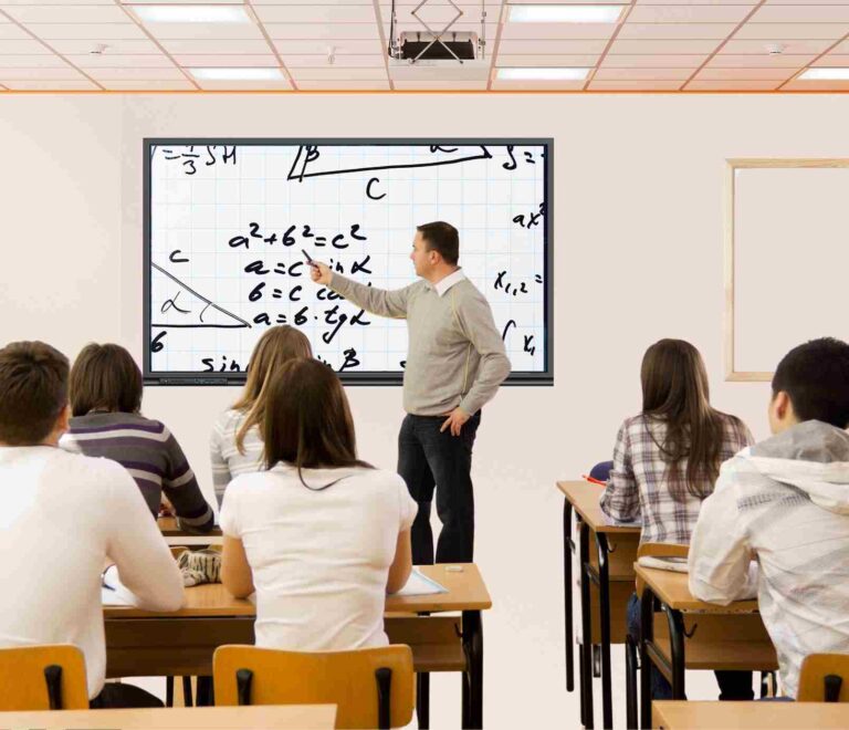 How to choose best Interactive Panel for your classroom?